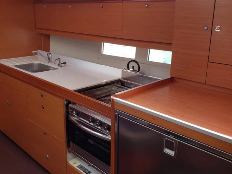 Barca a vela a noleggio a Golfo Aranci al miglior prezzo