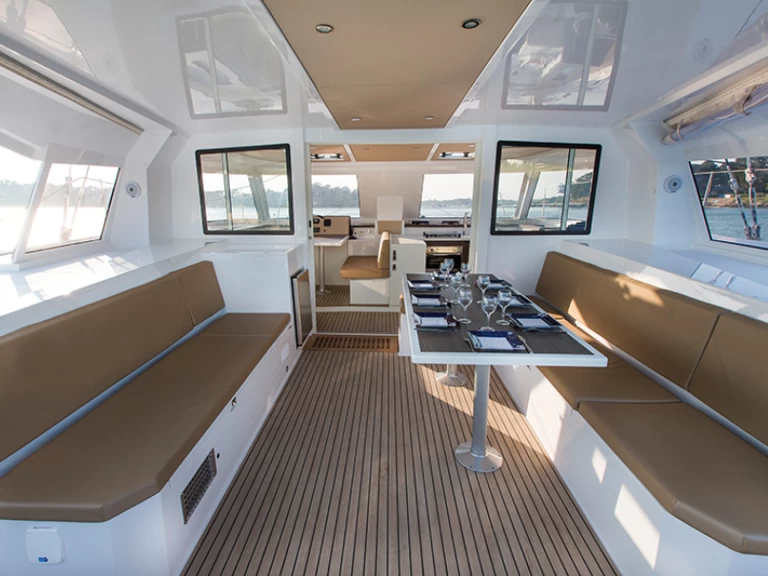 Noleggiare una Bavaria Nautitech 40 open NEW - 4 + 2 cab. a Tribunj