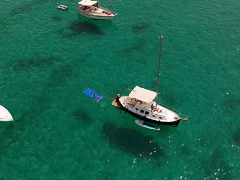 Noleggio Barca a motore Llaut Myabca con patente nautica