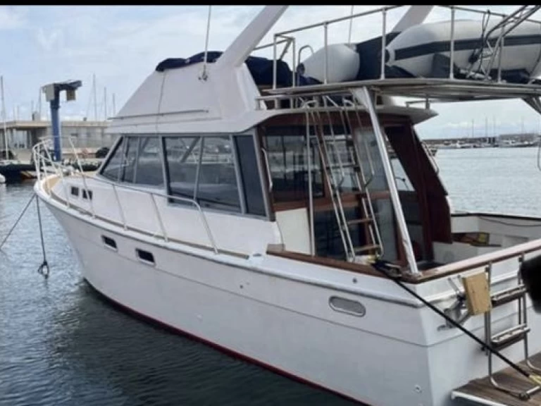 Noleggio a Valencia – Bayliner Bayliner 3288 Fly su SamBoat