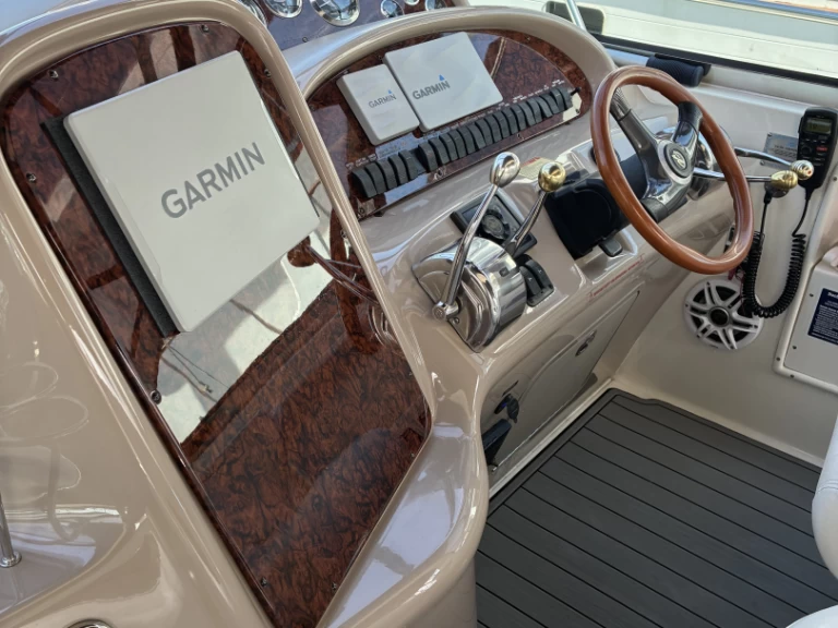 Noleggio barche Miami economico Sea Ray 410 Sundancer