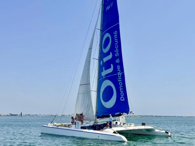 Noleggio barche Port-Camargue economico catamaran de course 60'