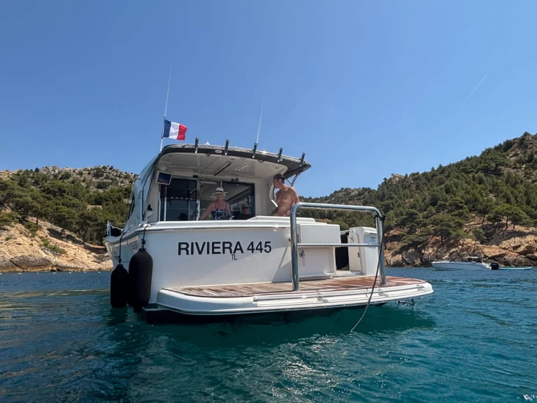 Noleggio a Cannes – Riviera Riviera 445 su SamBoat