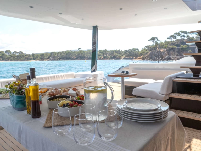 Noleggio Catamarano a Corsica – Gunboat WONDERFUL