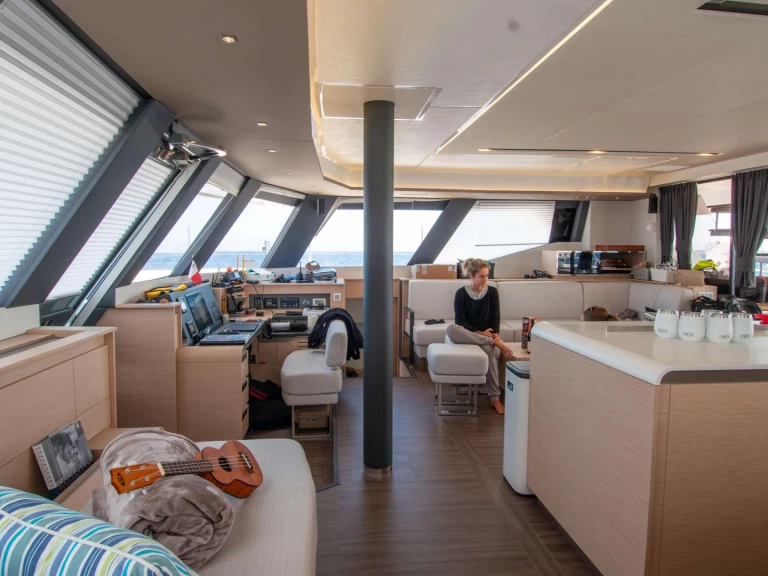 Fountaine Pajot SERENISSIMA da affittare a  Néa Péramos