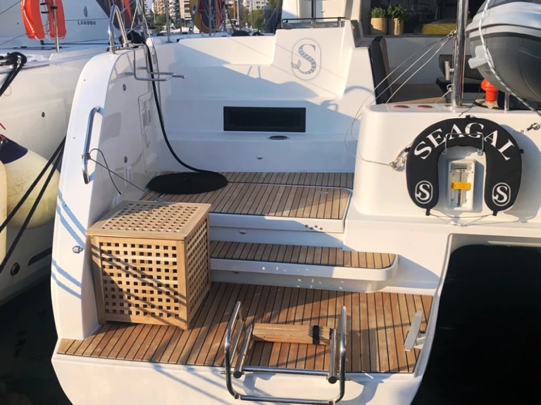 Noleggio Catamarano a Álimos – Lagoon Lagoon 46