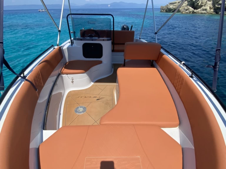 Noleggio barche Nireus Optima a Lákka su Samboat