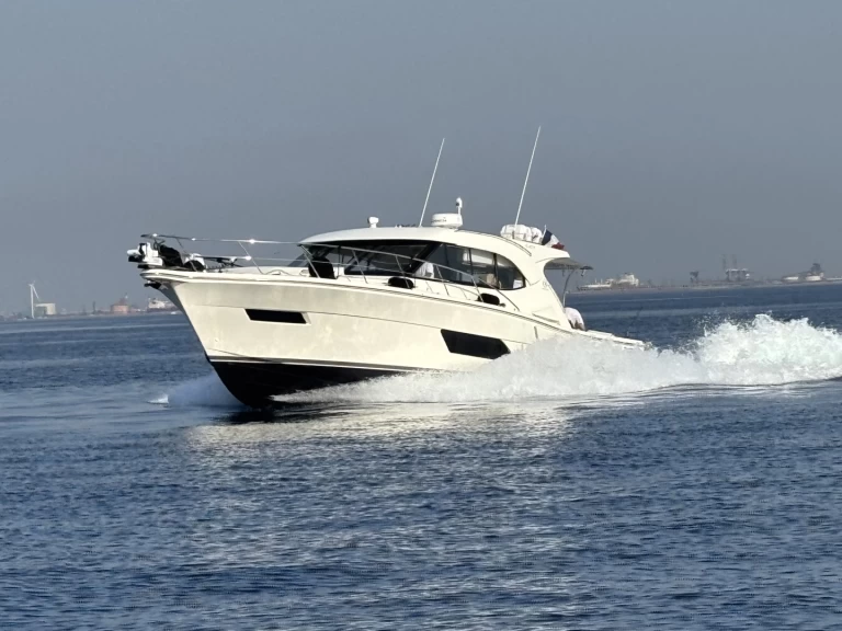 Noleggio barche Riviera Riviera 445 a Cannes su Samboat