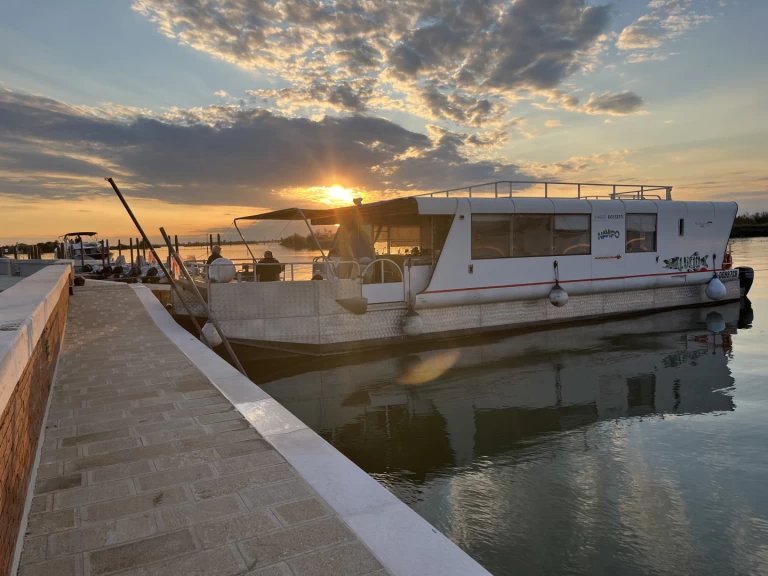 Noleggio a Cremona – NAVI 53 HB 16:50 su SamBoat