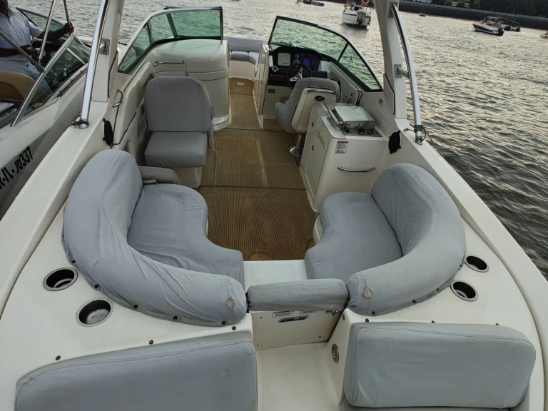 Noleggio Barca a motore a Mumbai – Sea Ray Sea Ray SLX 300