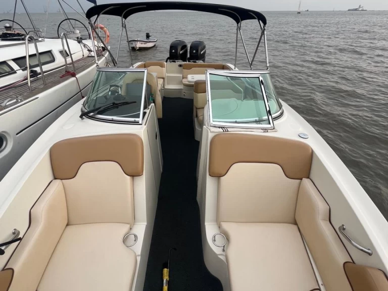 Noleggio a Mumbai – Sea Ray Sea Ray SDX 290 su SamBoat