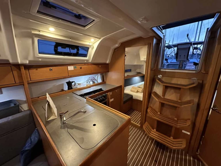 Noleggio a Murter-Kornati – Bavaria Cruiser 37 su SamBoat