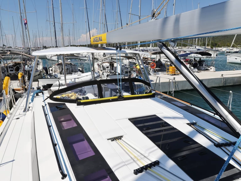 Noleggio Barca a vela Dufour con patente nautica