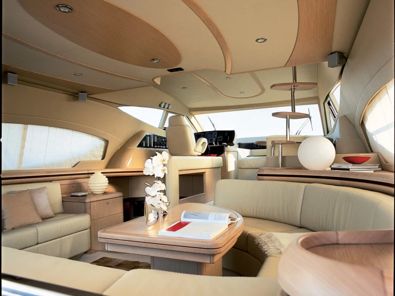 Noleggio barche Ferretti Ferretti 550 a Panaji su Samboat