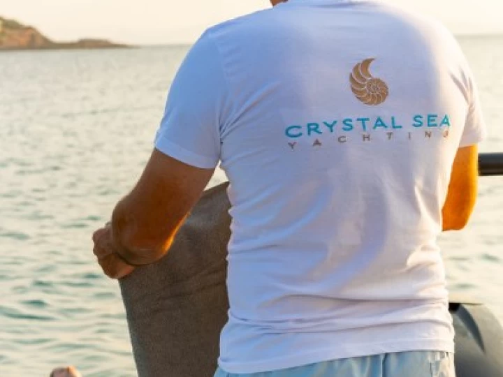 Noleggio Barca a motore Axopar con patente nautica