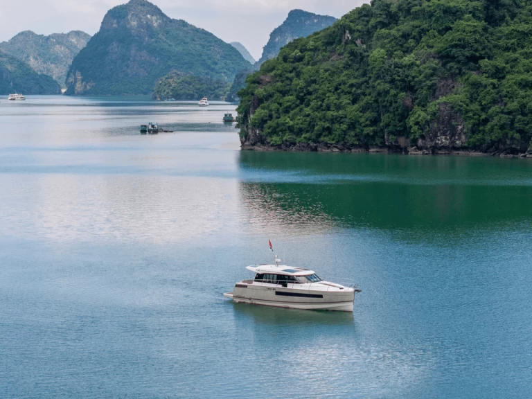 Noleggio Barca a motore con o senza skipper Jeanneau a Hạ Long