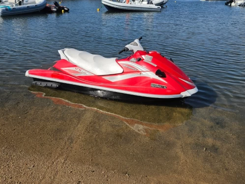 Noleggiare una Yamaha Yamaha VX a La Maddalena