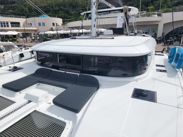 Noleggio Catamarano a Golfo Aranci – Lagoon Lagoon 46