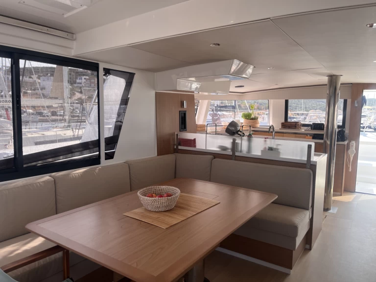 Noleggio barche Bali Bali 4.6 (owner's version) a Lávrio su Samboat