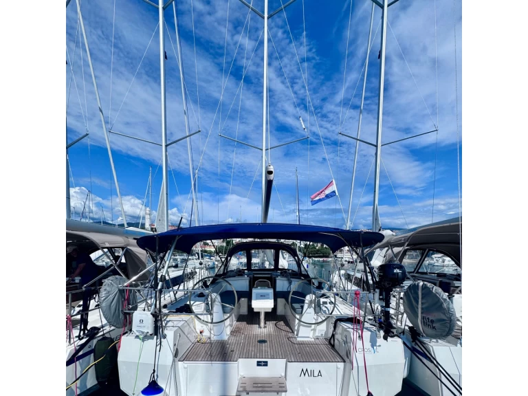 Noleggio barche Bavaria Bavaria C38 a Novi su Samboat