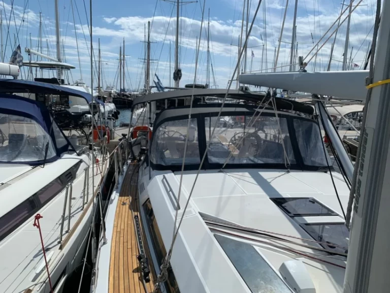 Noleggio Barca a vela Bénéteau con patente nautica