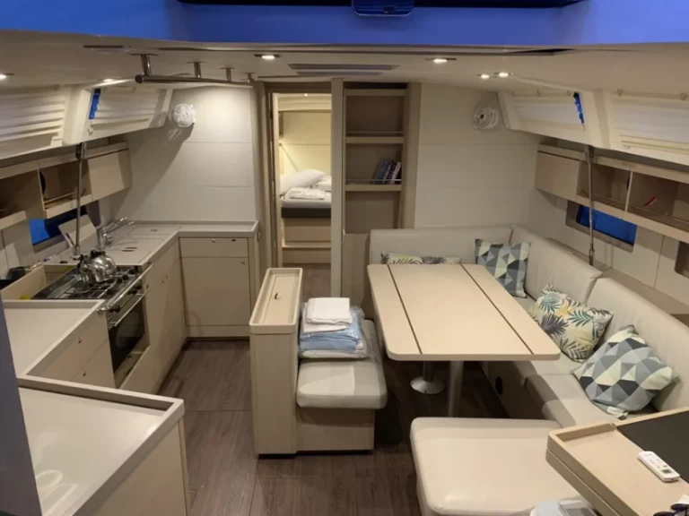 Noleggio a Álimos – Bénéteau Oceanis 46.1 su SamBoat