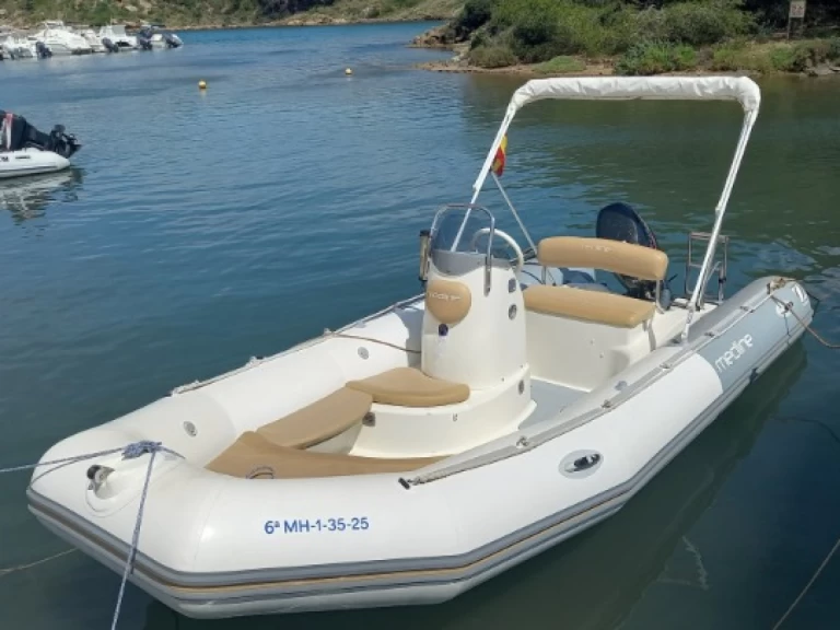 Noleggio barche Port d'Addaia (Citta) economico Medline 500