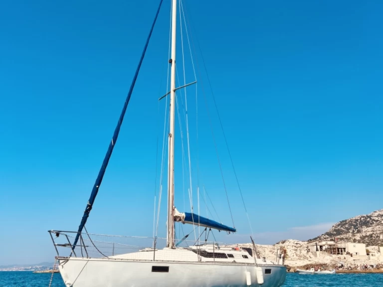 Noleggiare una Bénéteau Oceanis 320 a Carnon-Plage
