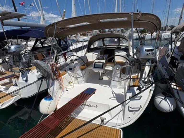 Noleggiare una Bavaria Cruiser 34 a Murter-Kornati