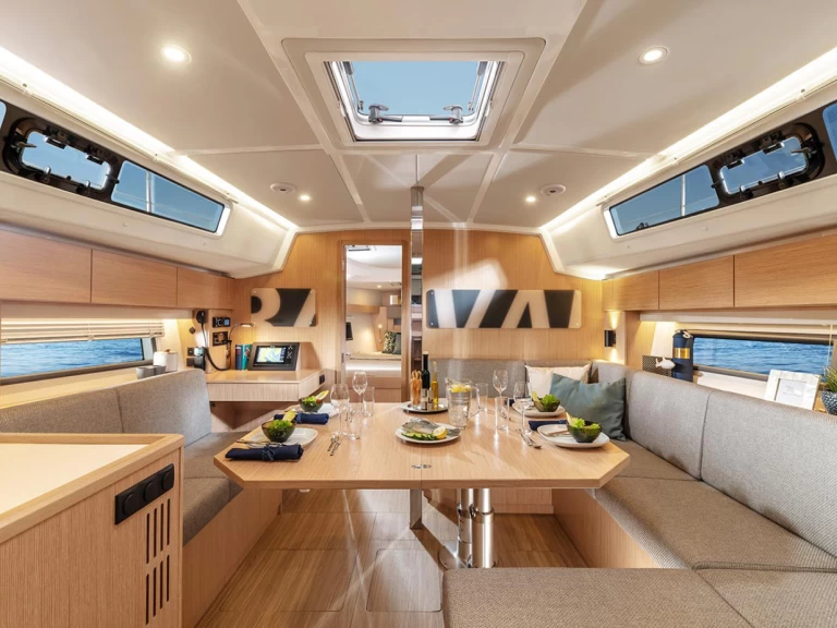 Noleggio barche Lefkáda economico Bavaria C42
