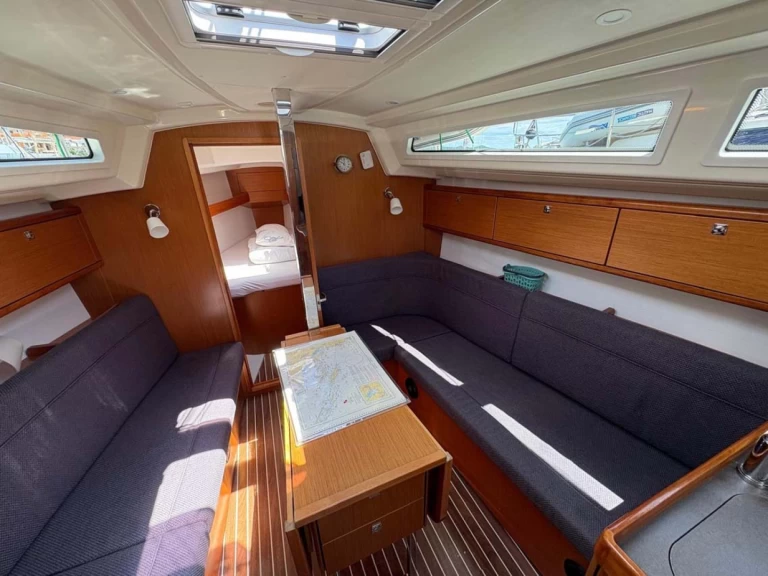 Bavaria Cruiser 34 da affittare a  Murter-Kornati