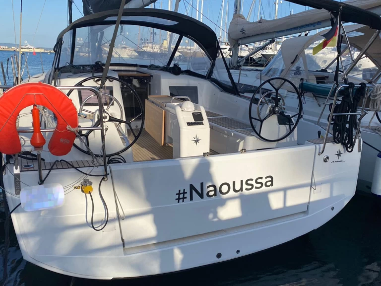 Noleggiare una Jeanneau Sun Odyssey 410 a Palma de Maiorca