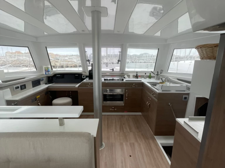 Noleggio Catamarano Bali Catamarans con patente nautica