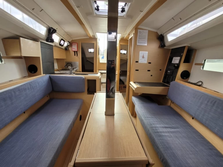 Noleggio Barca a vela a Saint-Quay-Portrieux – Jeanneau Sun Odyssey 349