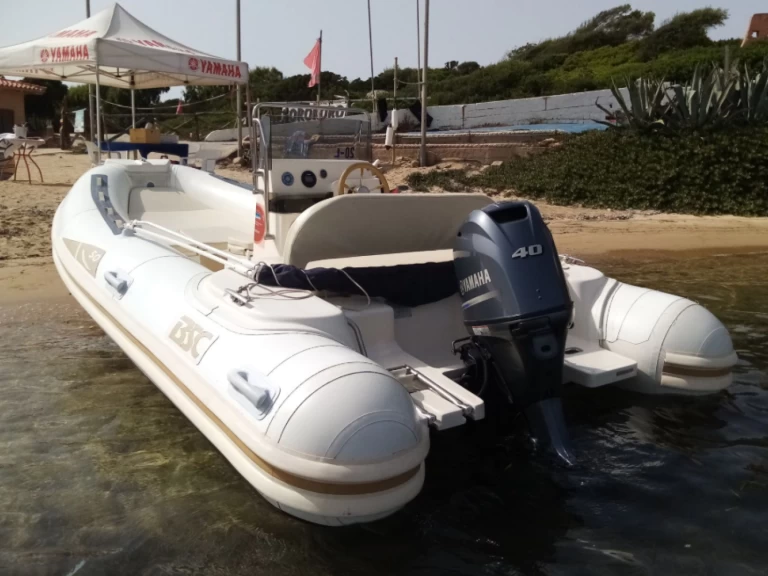 Noleggio Gommone Bsc con patente nautica