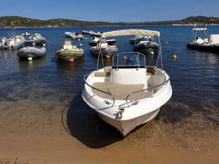 Noleggio a Palau – Kamarina 555 Open su SamBoat