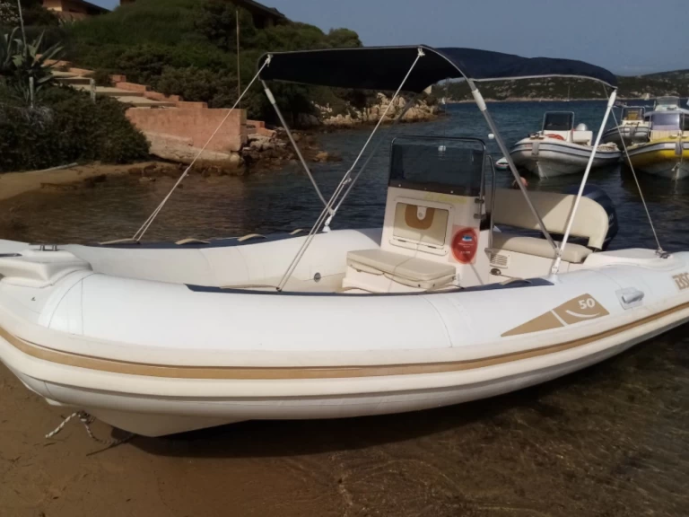 Gommone a noleggio a Palau al miglior prezzo