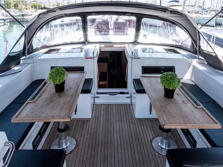 Barca a vela a noleggio a Lefkáda al miglior prezzo