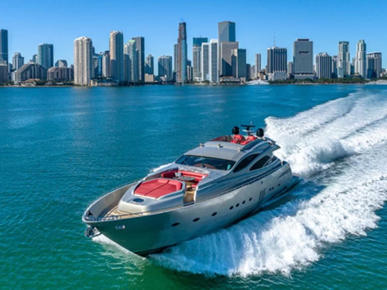 Noleggio barche Pershing Pershing 90 a Miami Beach su Samboat