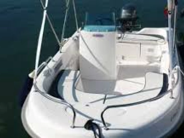 Noleggio barche Yamaha Quasar a Port de Pollença su Samboat