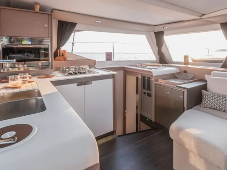 Noleggio Catamarano a Pálairos – Fountaine Pajot Isla 40