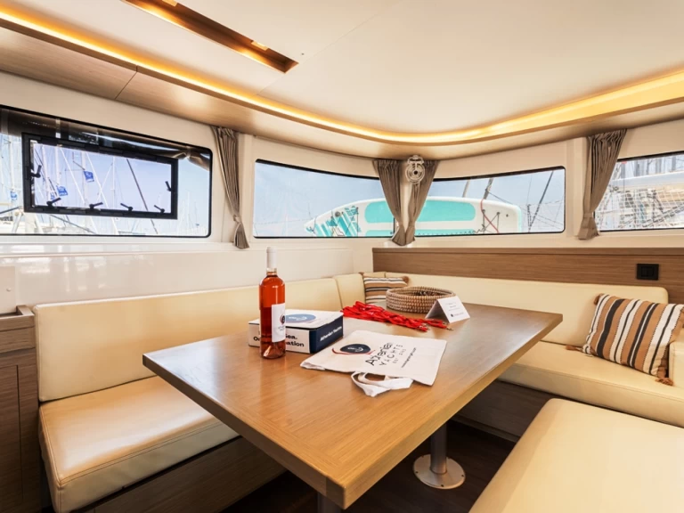 Noleggio barche Lagoon Lagoon 46 a Rodi (Citta) su Samboat