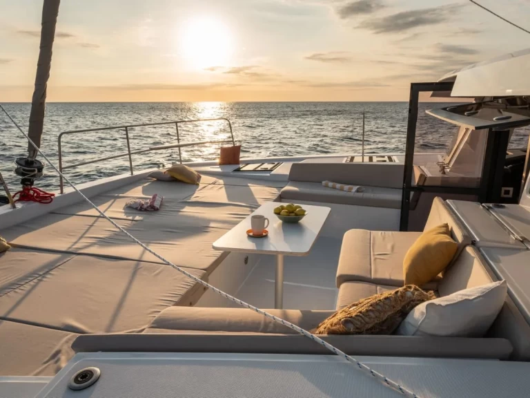 Noleggio barche Bali Bali 4.4 a Álimos su Samboat