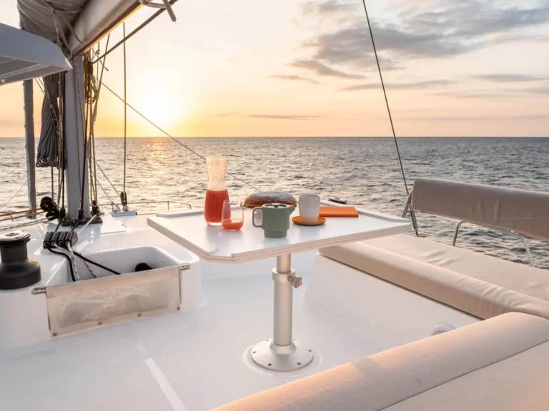 Noleggio Catamarano con o senza skipper Bali a Álimos