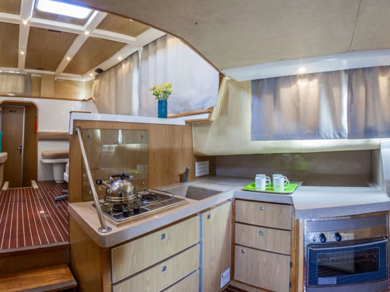 Barca a motore a noleggio a Montesquieu-Lauragais al miglior prezzo