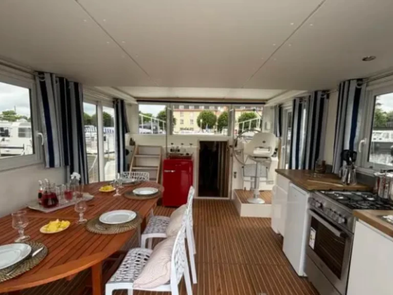 Electrique LaPeniche FS da affittare a  Pontailler-sur-Saône