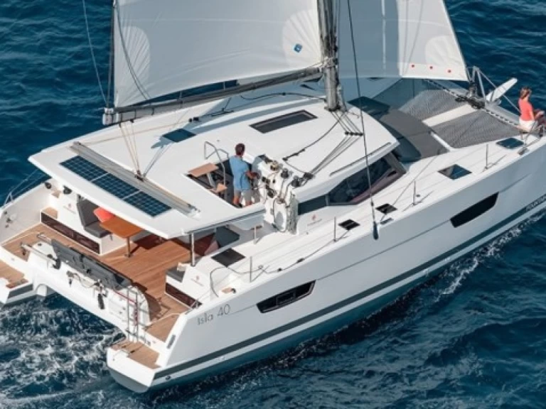 Noleggio barche Fountaine Pajot Isla 40 a Le Marin su Samboat