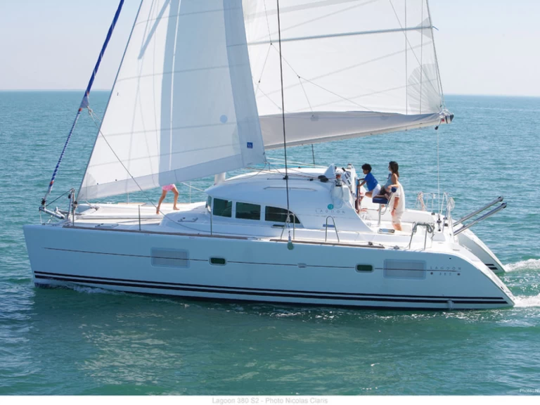 Noleggio Catamarano con o senza skipper Bénéteau a Pointe-à-Pitre