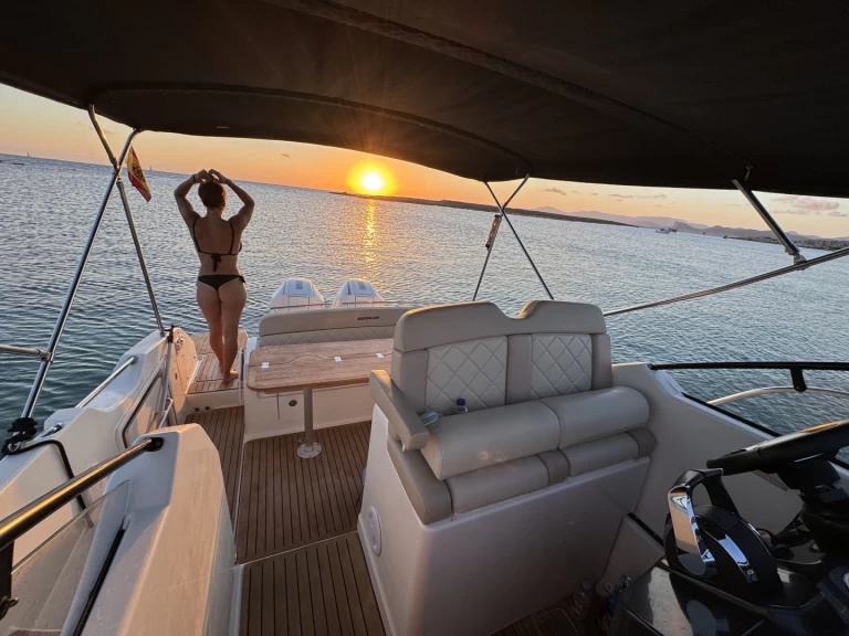 Noleggio barche Ibiza Town economico Activ 875 Sundeck