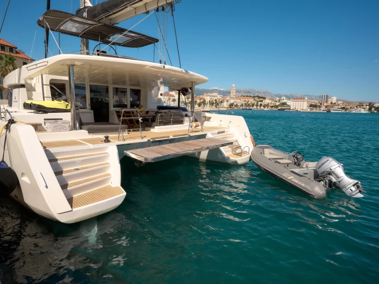 Noleggio Catamarano con o senza skipper Bénéteau a Bonifacio
